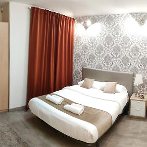 Private Bathroom King Room